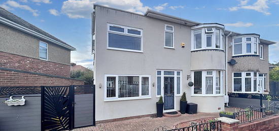 4 bed semi-detached house for sale