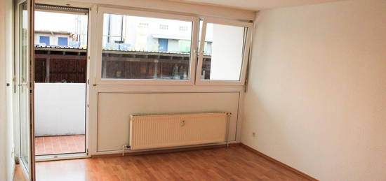 Zentrale 3 ZI WHG mit Balkon und Carport in Friedlingen. Renoviert und bezugsbereit!