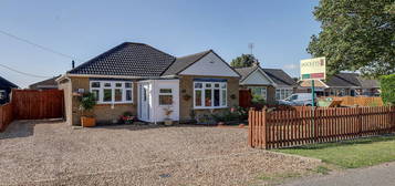 2 bed detached bungalow for sale