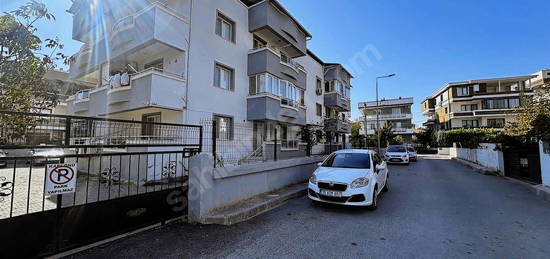 MENDERES MİTATPAŞADA ARA KAT ÖNÜ AÇIK FIRSAT DAİRE