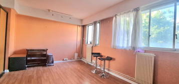 Appartement  à vendre, 3 pièces, 2 chambres, 47 m²