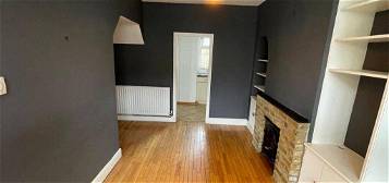 Terraced house to rent in Derinton Road, London SW17