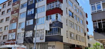 YENİAY'DAN MERKEZİ KONUMLU 3+1 SATILIK DAİRE