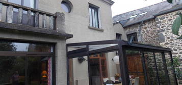 Maison  8 pièce(s) 215 m2