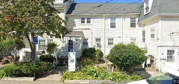 47 Janes Ave, Medfield, MA 02052