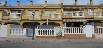 Casa adosada en venta en Pueblo Acantilado - Lanuza