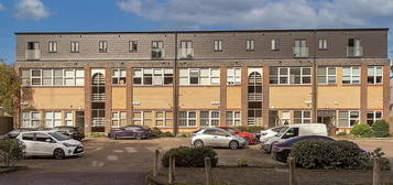 Flat for sale in Woodland Court, Soothouse Spring, St Albans AL3