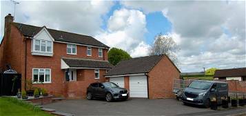 Property for sale in Lockyer Crescent, Tiverton EX16