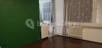 Pronájem bytu 1+kk 30 m², Benešovská, Kladno