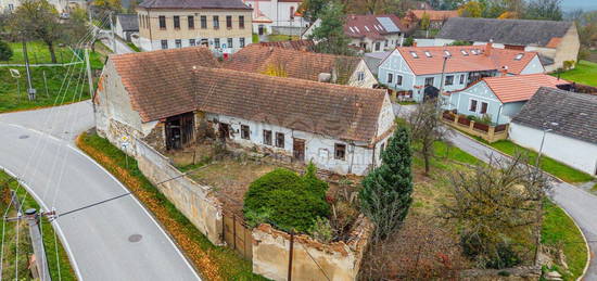 Rodinný dům, 126 m² + 503 m² pozemek, Dráchov