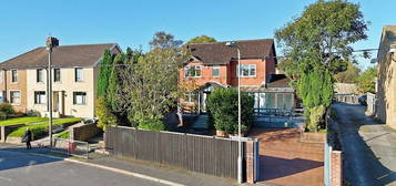 4 bed detached house for sale