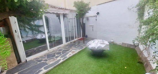 Chalet pareado en venta en calle Alcaudete