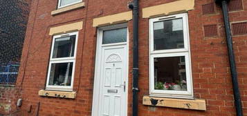 2 bedroom terraced house