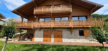 À Vendre - Magnifique Chalet à Allos