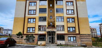 REMAX İLKE'DEN YILDIZKENT ZİRVE TOKİLERDE 3+1 KİRALIK LÜX DAİRE