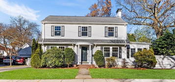 317 Auburndale Ave, Newton, MA 02466