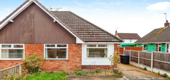 2 bedroom semi-detached bungalow for sale