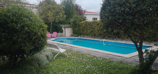 Maison atypique 162m2 avec piscine