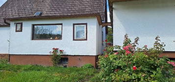 Einfamilienhaus mit Potential in zentraler Ruhelage