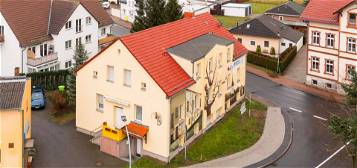 Kapitalanlage! Bahnhofsnahes Mehrfamilienhaus in Fredersdorf - 9 Wohnungen, Keller, moderne Heizung