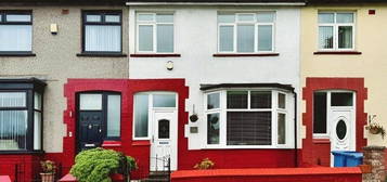 4 bedroom terraced house for sale