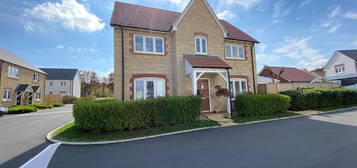 4 bed detached house for sale