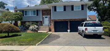 2471 Haff, North Bellmore, NY 11710