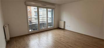 Appartement  à louer, 2 pièces, 1 chambre, 42 m²