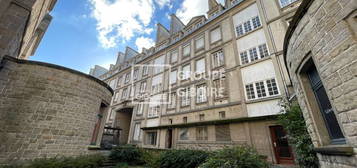 A VENDRE AGENCE GIBOIRE APPARTEMENT TYPE 2 SAINT MALO INTRA MUROS ASCENSEUR