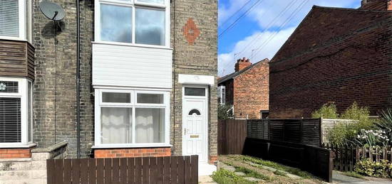 Terraced house to rent in Perth Street West, Hull HU5