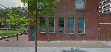 Zuster Hennekeplein 44