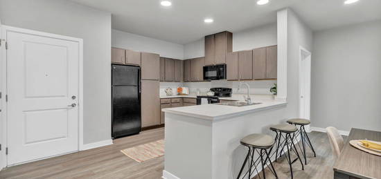 Residences at Cedar Creek, Charlotte, NC 28217