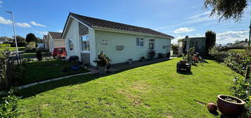 3 bed bungalow for sale