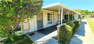 26748 Whispering Leaves Dr Unit C, Newhall, CA 91321