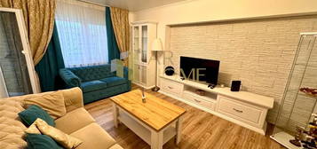 Inchiriere apartament 3 camere, de lux, Ploiesti, zona Parcul Mihai Vi