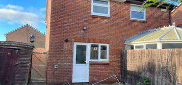 2 bedroom semi-detached house for sale