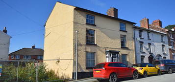 6 bed terraced house for sale