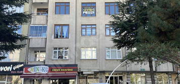 SİVAS CADDESİNDE GÜNEY DAİRE