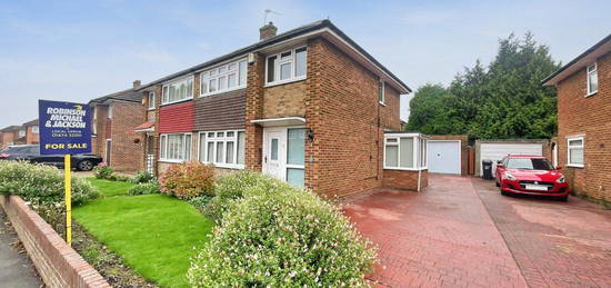 3 bed semi-detached house for sale