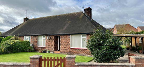 2 bedroom semi-detached bungalow for sale