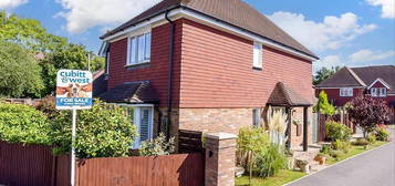 4 bed detached house for sale