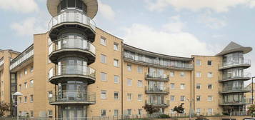 Flat for sale in Highfield Road, Feltham TW13