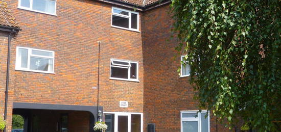 Flat to rent in Lydia Court, Lydia Mews, Welham Green AL9