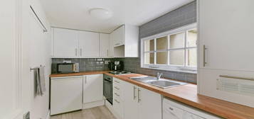 Maisonette for sale in Waterloo Road, Sutton SM1