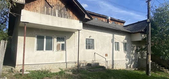 Vand casa in Priboieni, fosta brutarie, cu teren 1571mp, 23000 euro