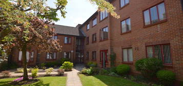 Flat for sale in Market Place, Melksham SN12