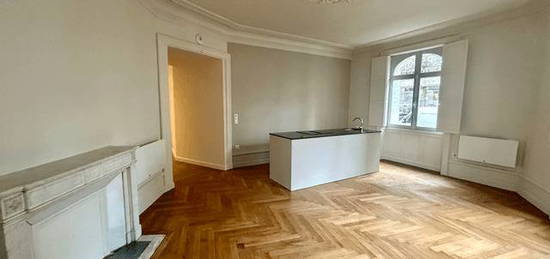 Location appartement 2 pièces 68 m²