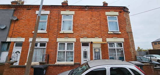 2 bed terraced house for sale