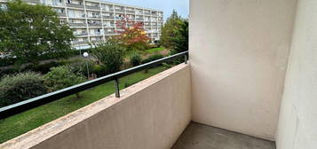 Appartement 3 pieces 48m2 rdc surélevé