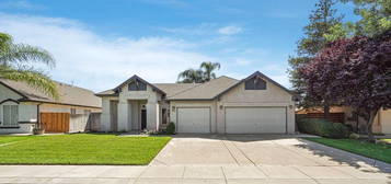 6604 Graybark Ln, Hughson, CA 95326